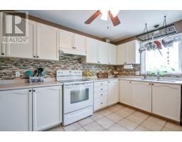 Family room - 42 Farmstead Crescent, Barrie, ON L4N8S1 Photo 6
