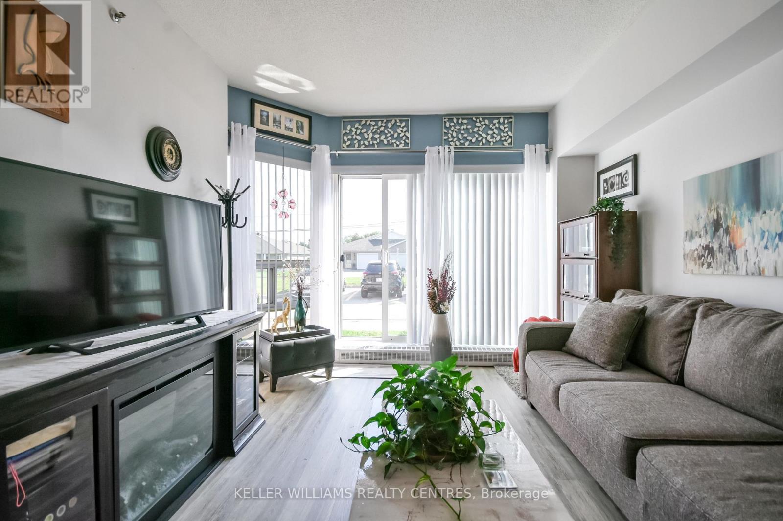 #102 49 RAGLAN STREET - 19