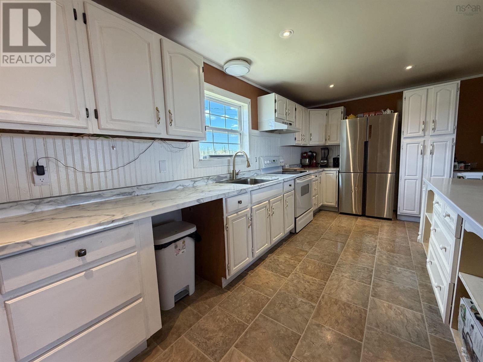 Property 27 of 49 of 101 Scrivens Road