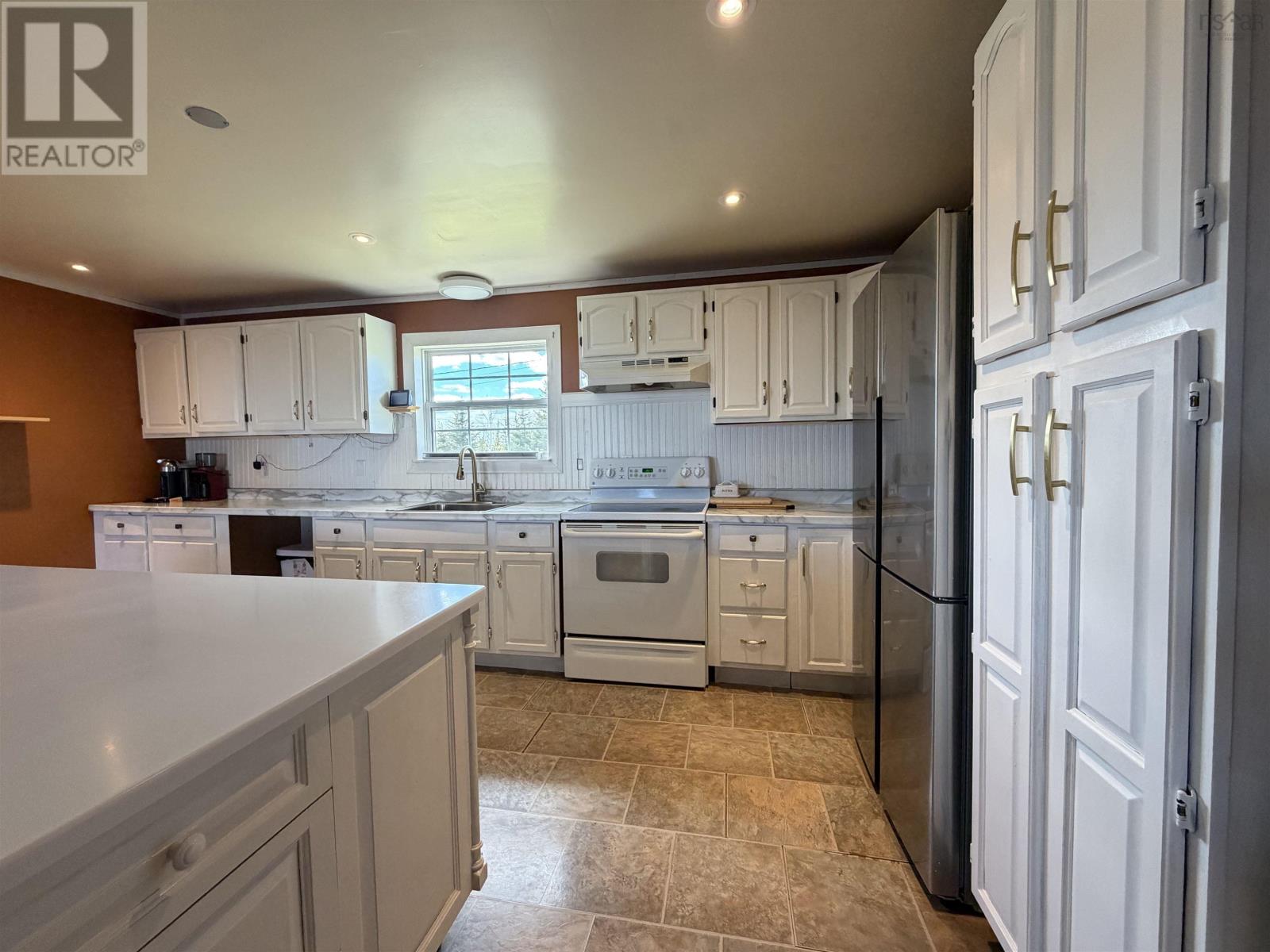 Property 29 of 49 of 101 Scrivens Road