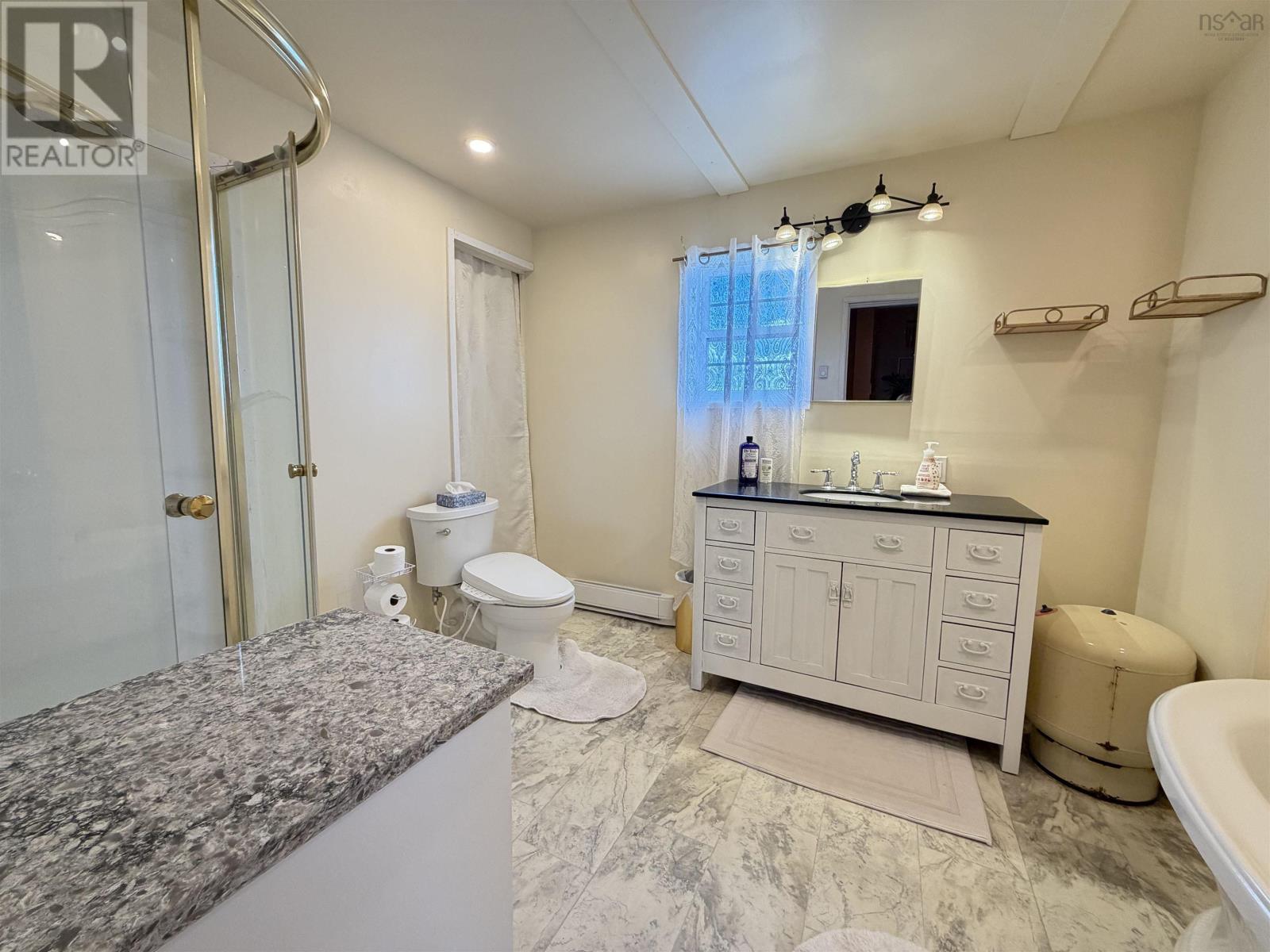 Property 31 of 49 of 101 Scrivens Road