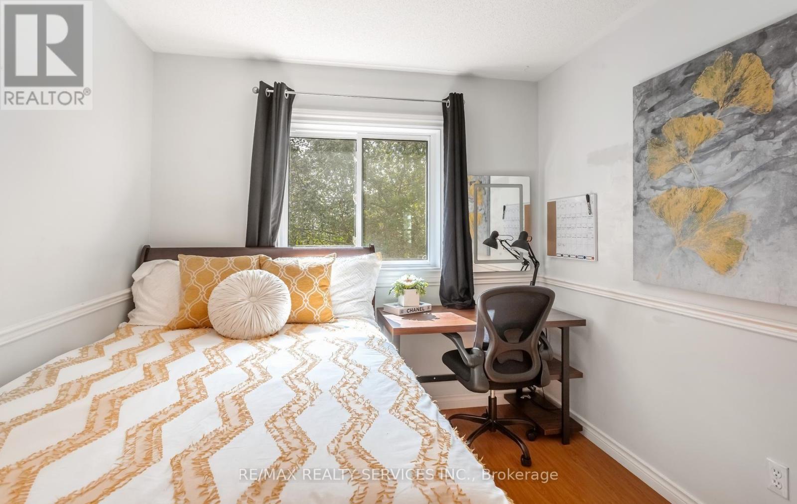 #40 5659 GLEN ERIN DRIVE - Image 30