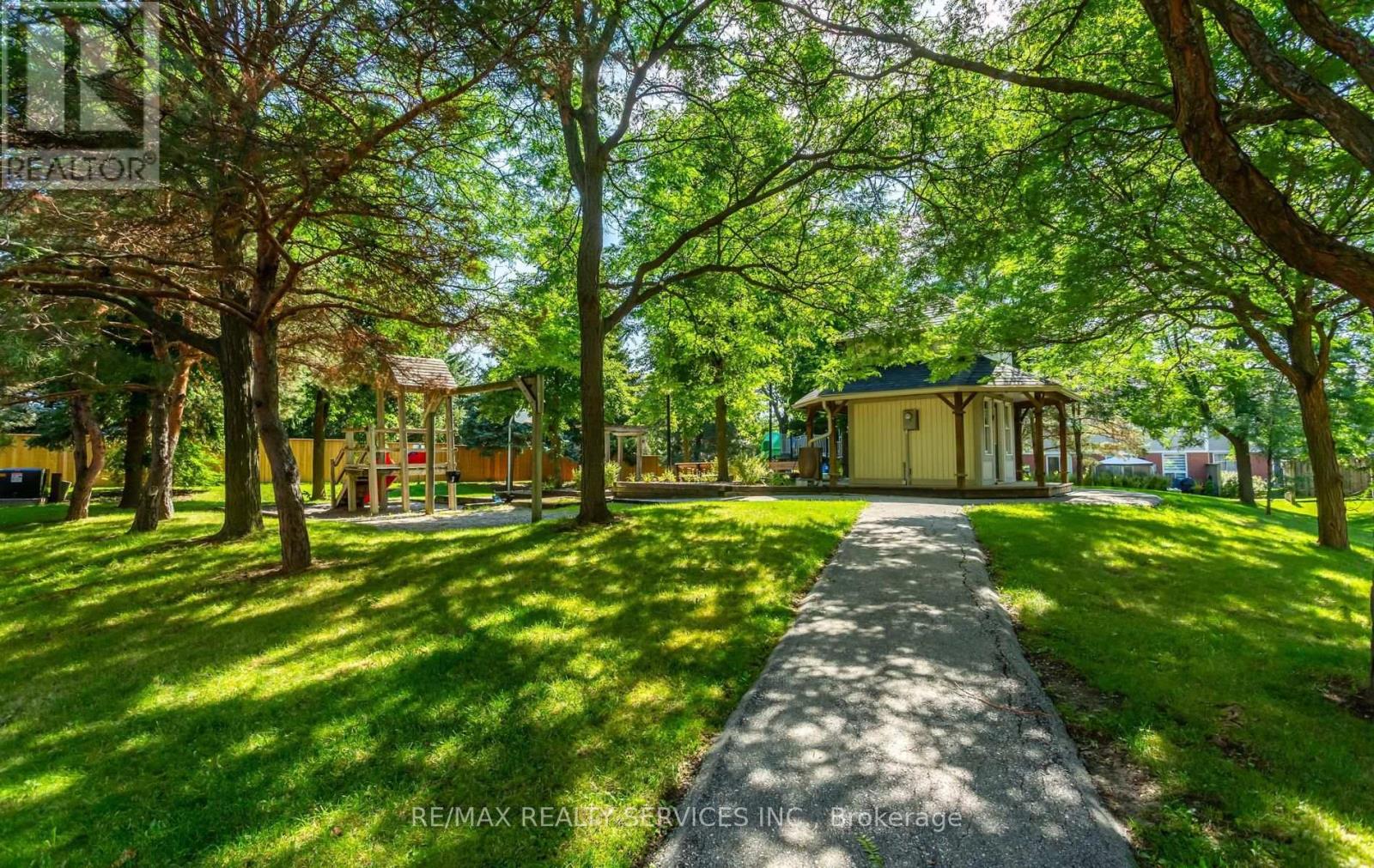 #40 5659 GLEN ERIN DRIVE - Image 40
