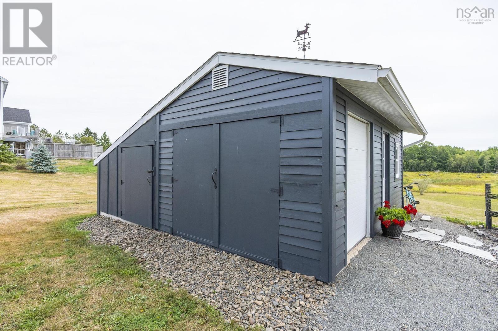 355 Falmouth Dyke Road - 13