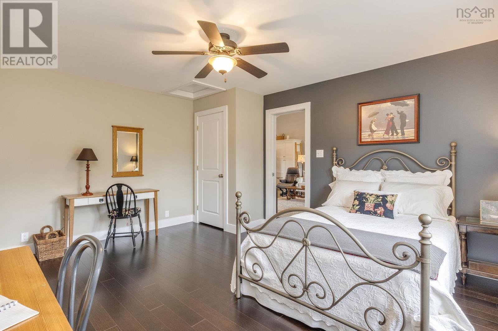 355 Falmouth Dyke Road - 32