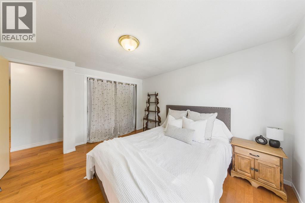 1278 Andrew COURT - 25