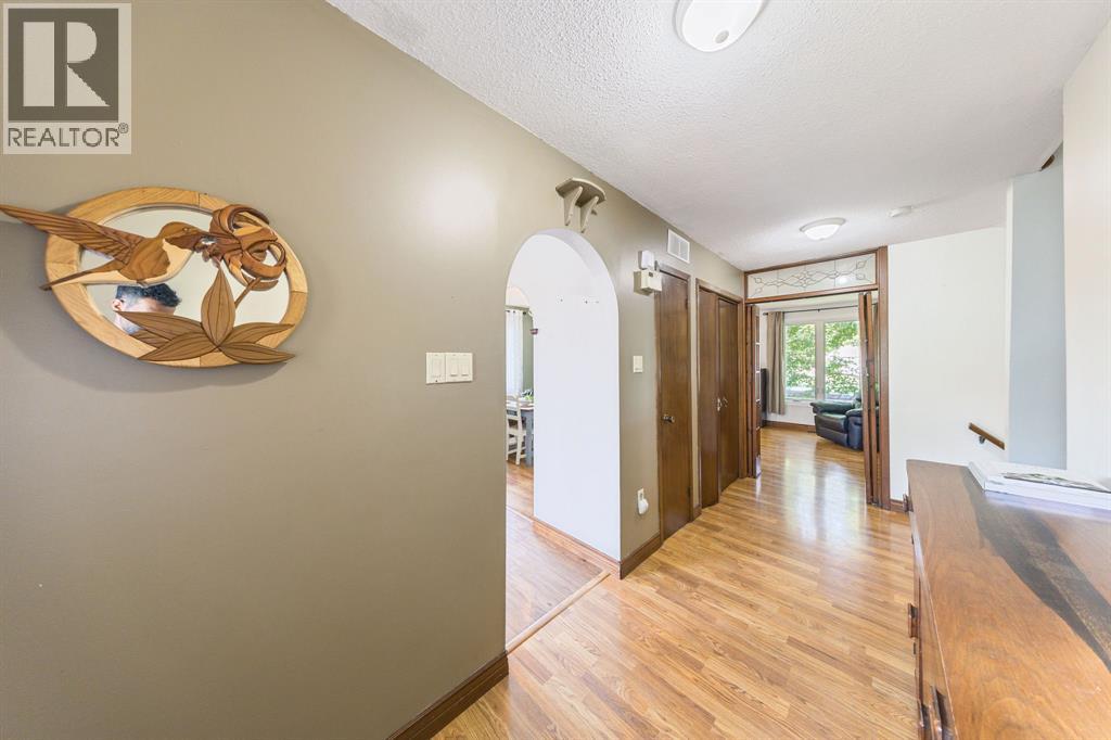 1278 Andrew COURT - Image 10