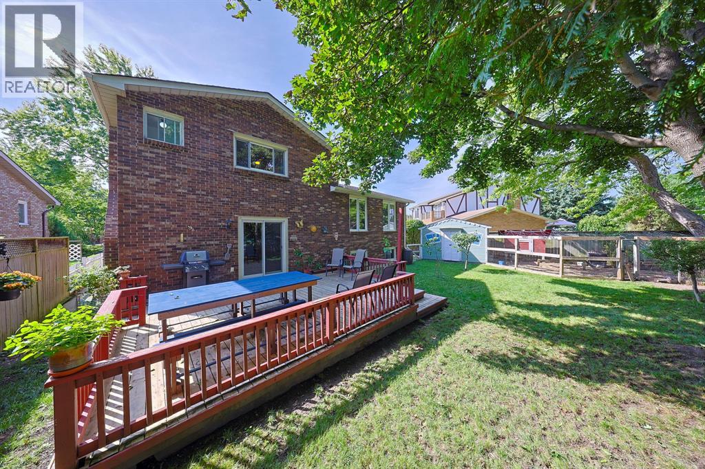1278 Andrew COURT - 7