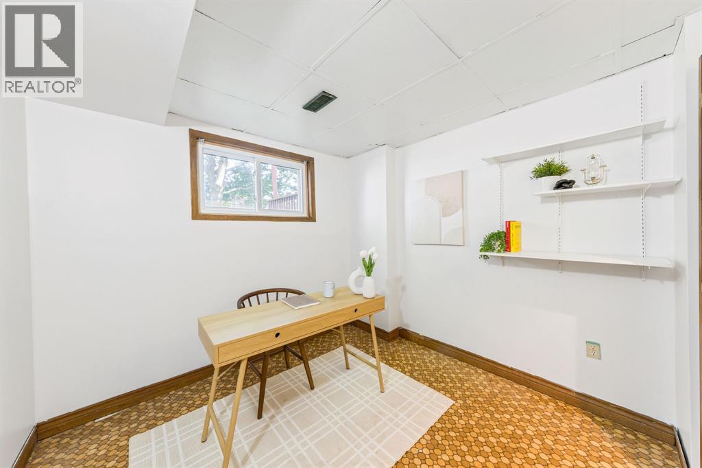 1278 Andrew COURT - 35