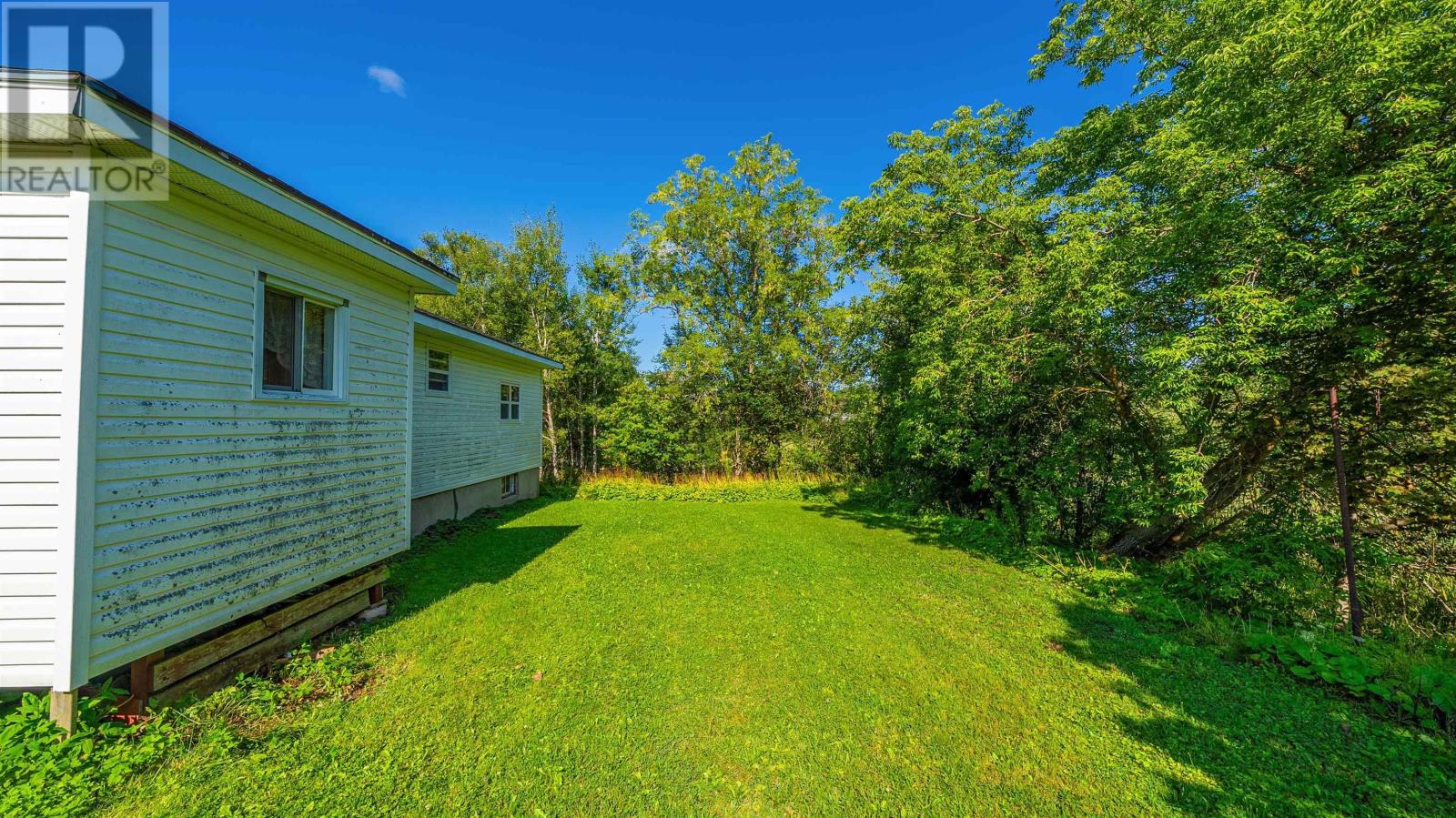 Property 28 of 33 of 699 Marsh Road