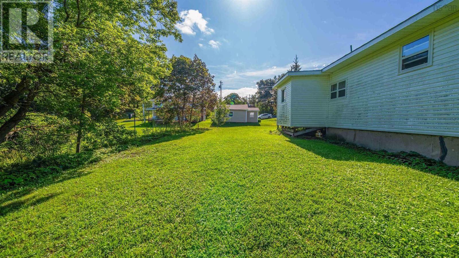 Property 29 of 33 of 699 Marsh Road