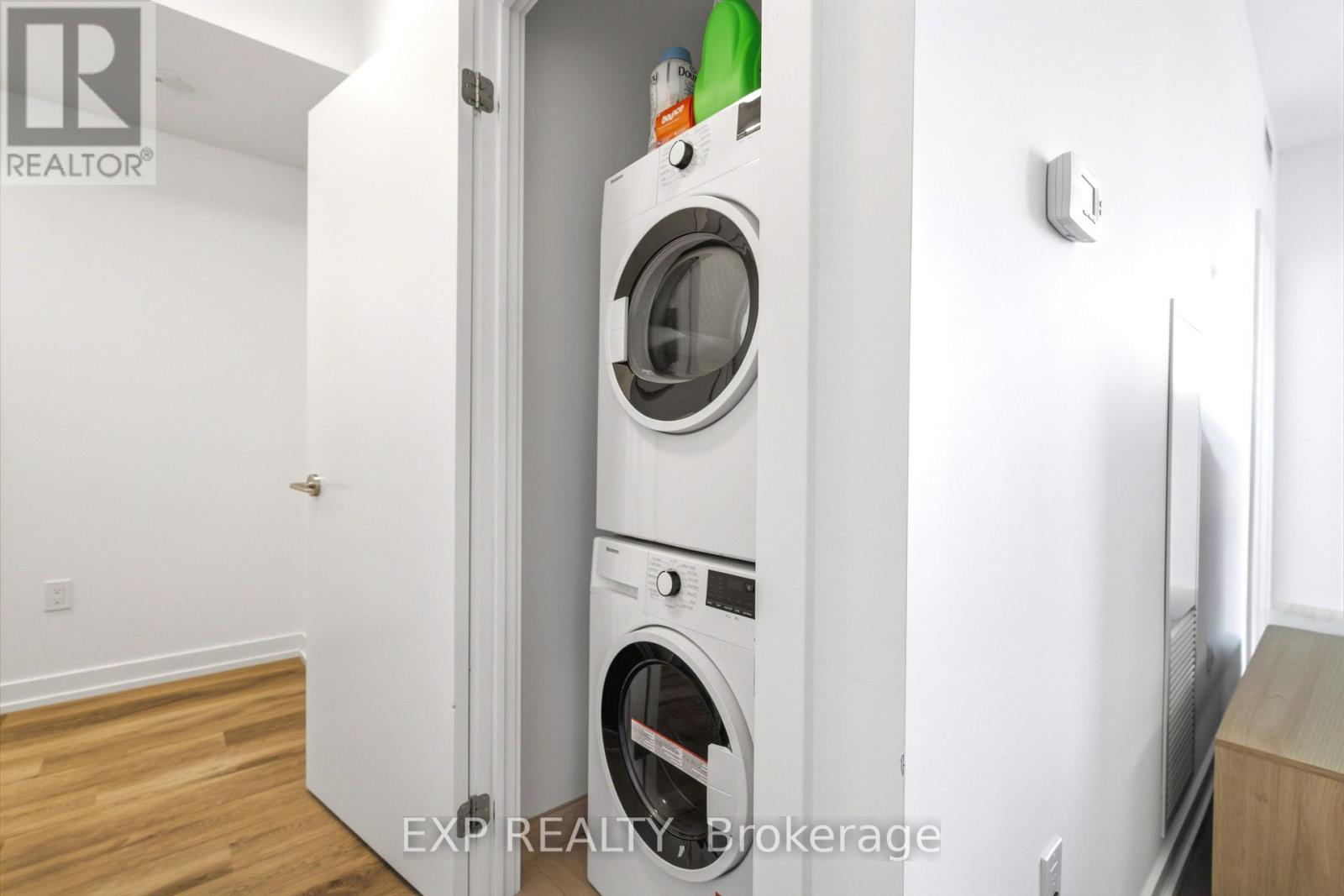 #1011 5 WELLINGTON STREET S - Image 21