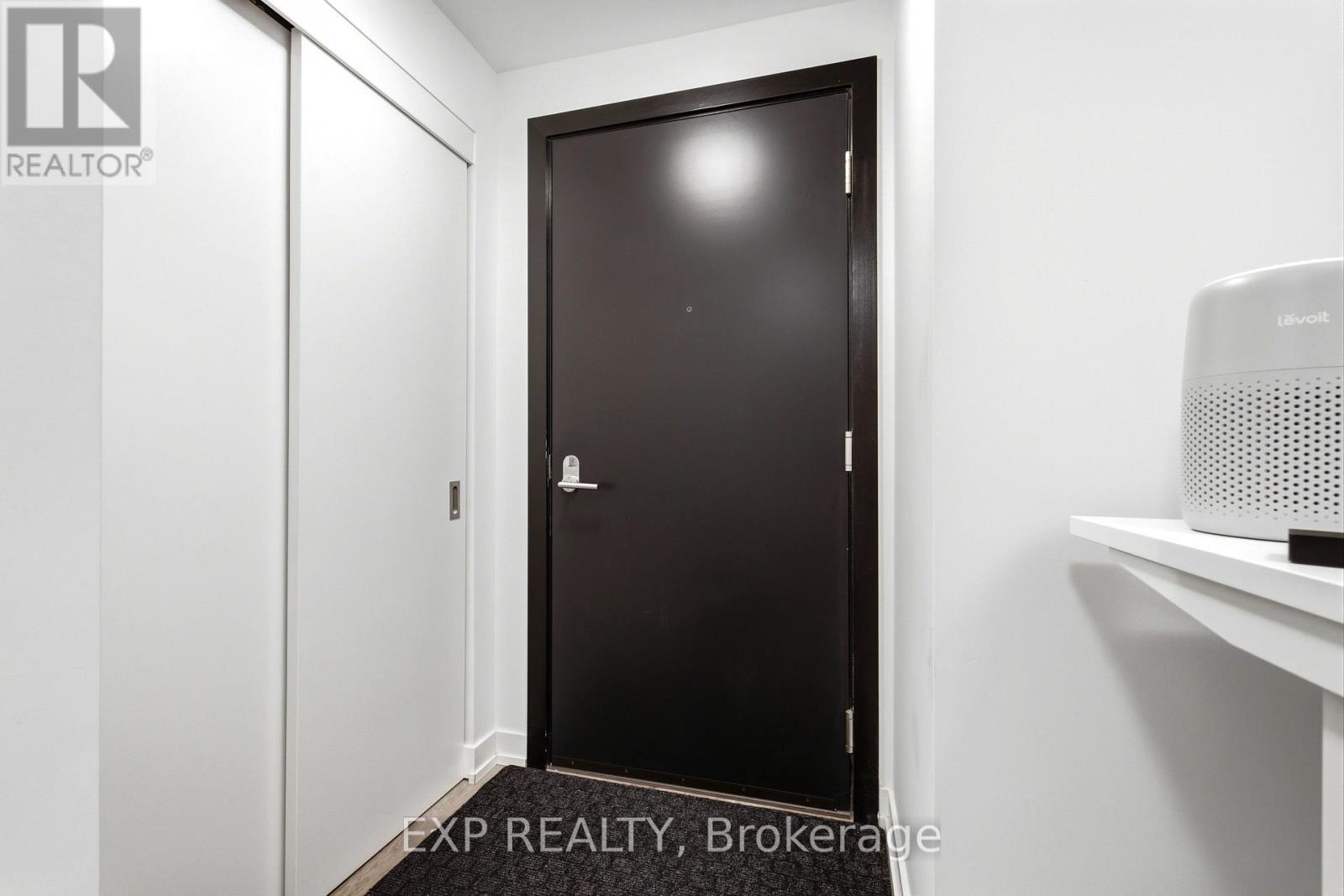 #1011 5 WELLINGTON STREET S - Image 7