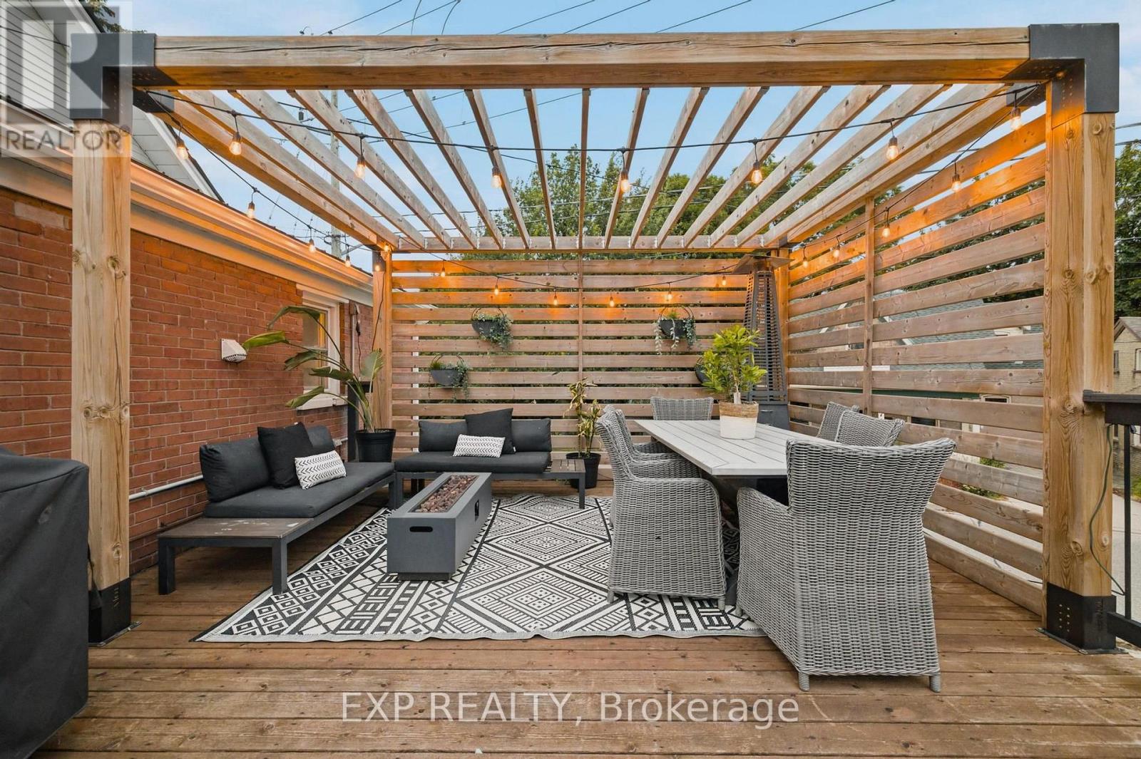 35 ARTHUR STREET N - Image 25