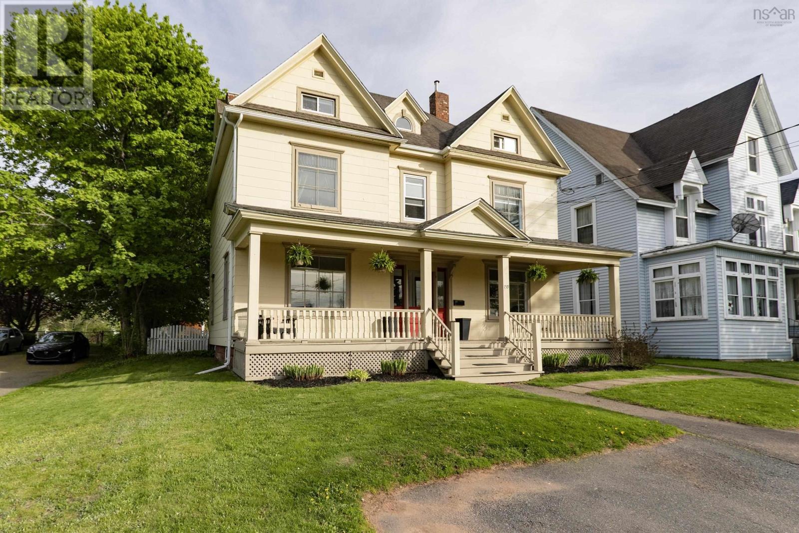 159 Victoria Street E - 2