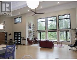 4223 Queen St, Sault Ste  Marie, ON P6A5K9 Photo 17