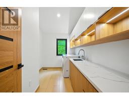 4223 Queen St, Sault Ste  Marie, ON P6A5K9 Photo 33