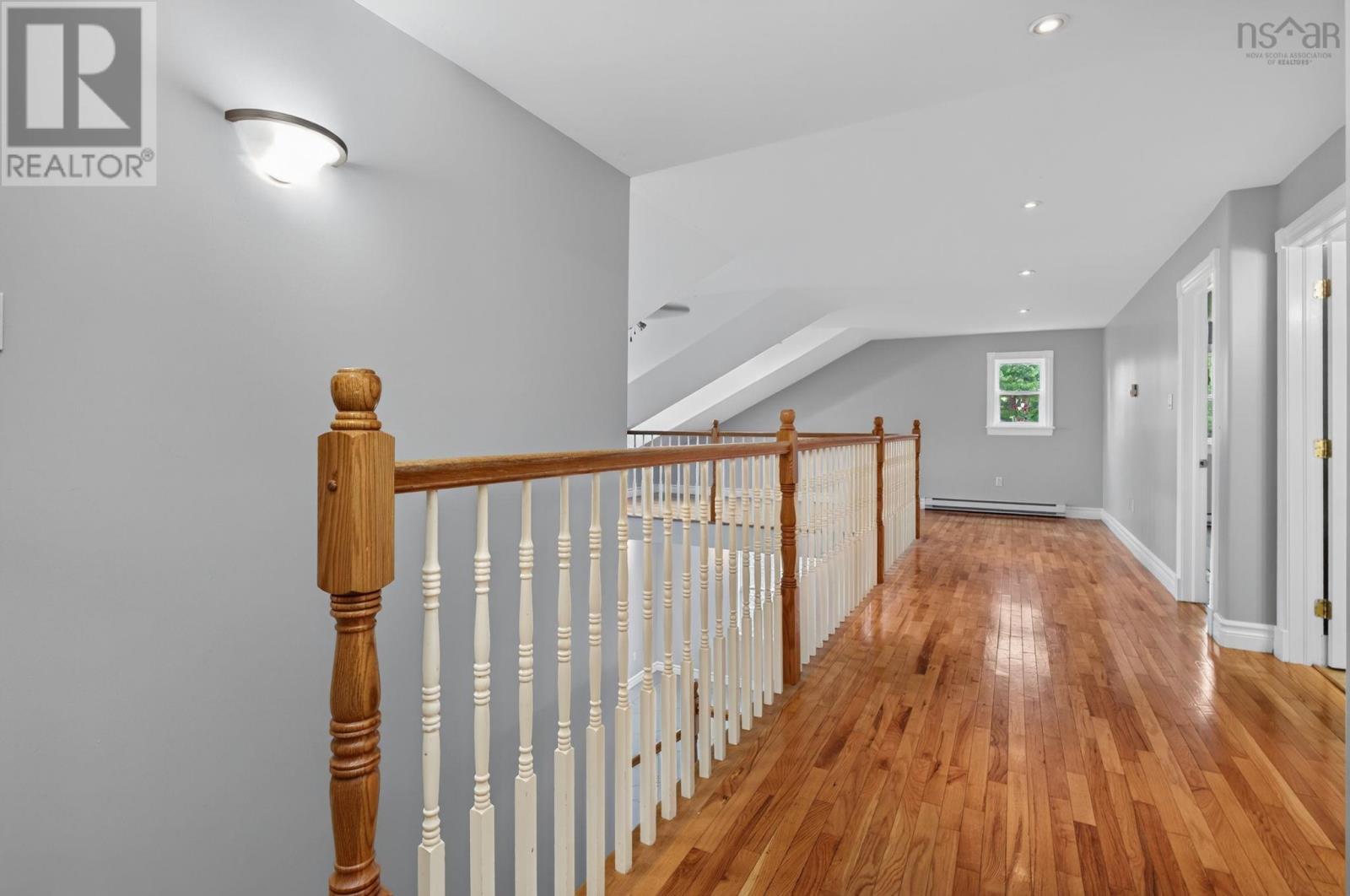 Property 23 of 49 of 154 Garden Road