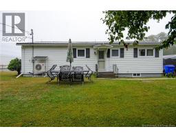 Living room - 203 Route 176, Pennfield, NB E5H1V1 Photo 6