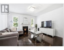 216 Greenwood Road, Whitchurch Stouffville, ON L4A4N8 Photo 12