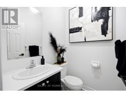 216 Greenwood Road, Whitchurch Stouffville, ON L4A4N8 Photo 17