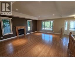 4pc Ensuite bath - 39 Ross Avenue N, Simcoe, ON N3Y0B2 Photo 6