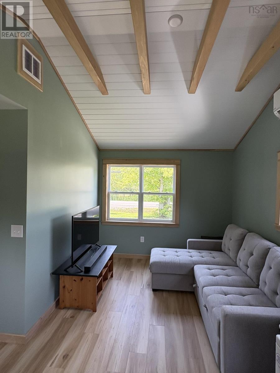 Property 28 of 38 of 86 MAPLE Avenue