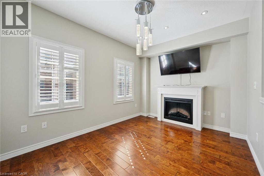 4 CHELTENHAM Mews - Image 9