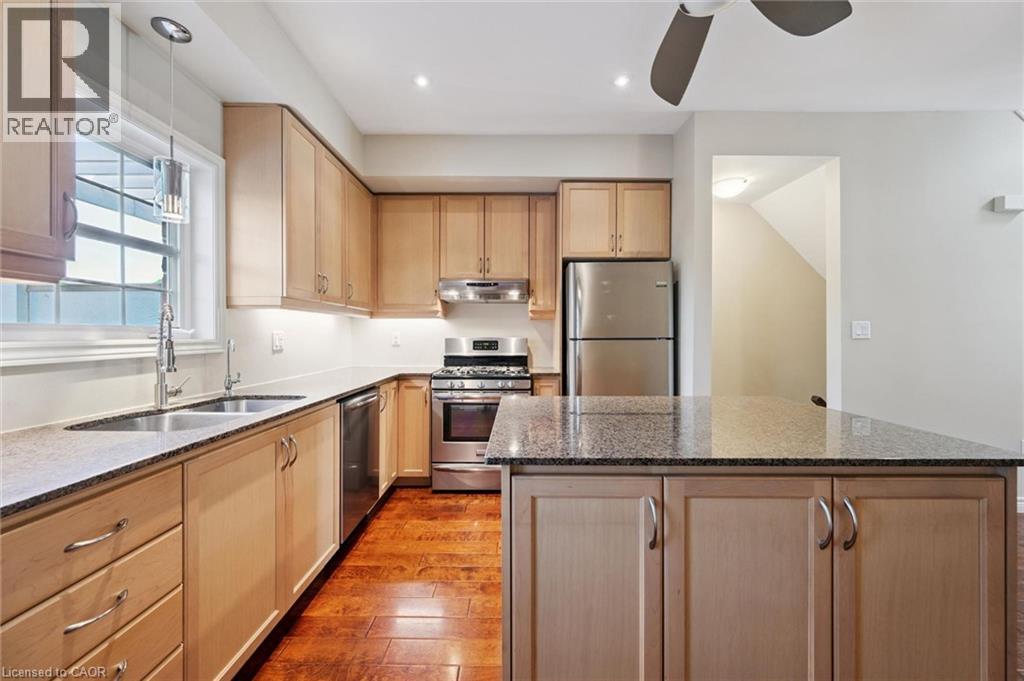 4 CHELTENHAM Mews - 5