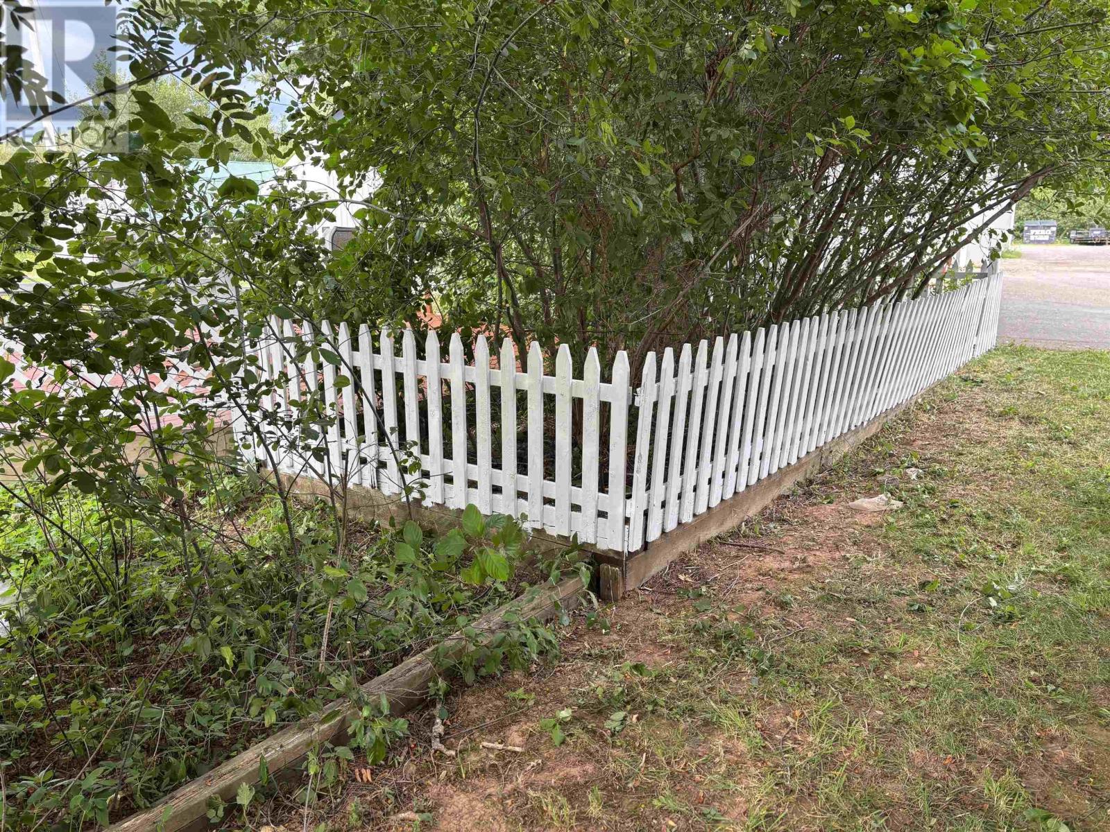 Property 9 of 47 of 90 Hillcrest Ave Avenue