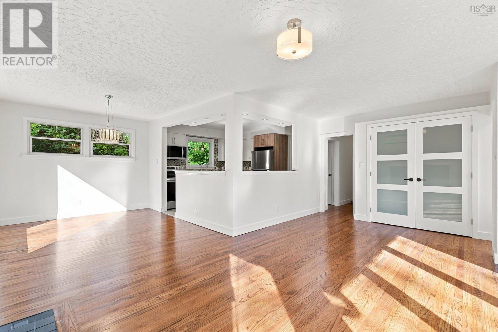 Property 7 of 47 of 3 Admiral Street