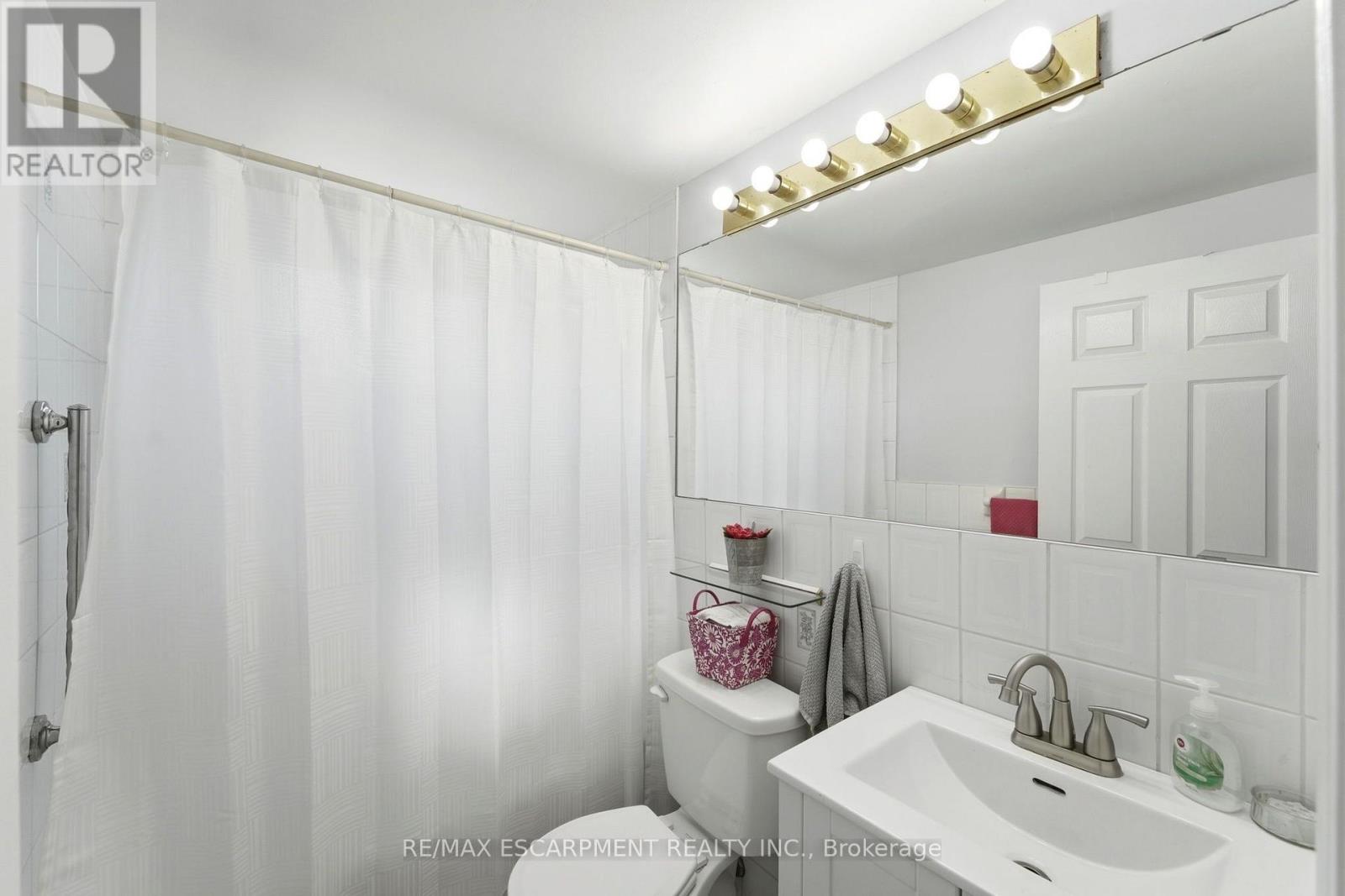 #401 174 HERKIMER STREET - 15