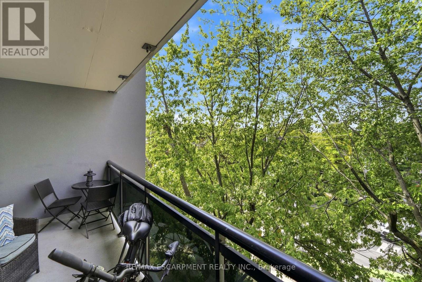 #401 174 HERKIMER STREET - 17