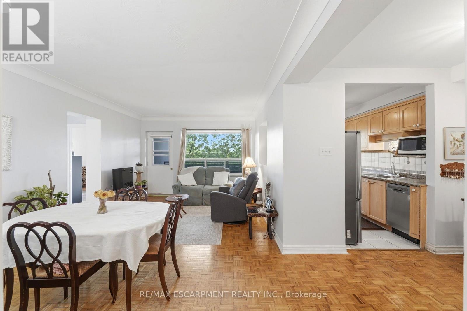 #401 174 HERKIMER STREET - 3