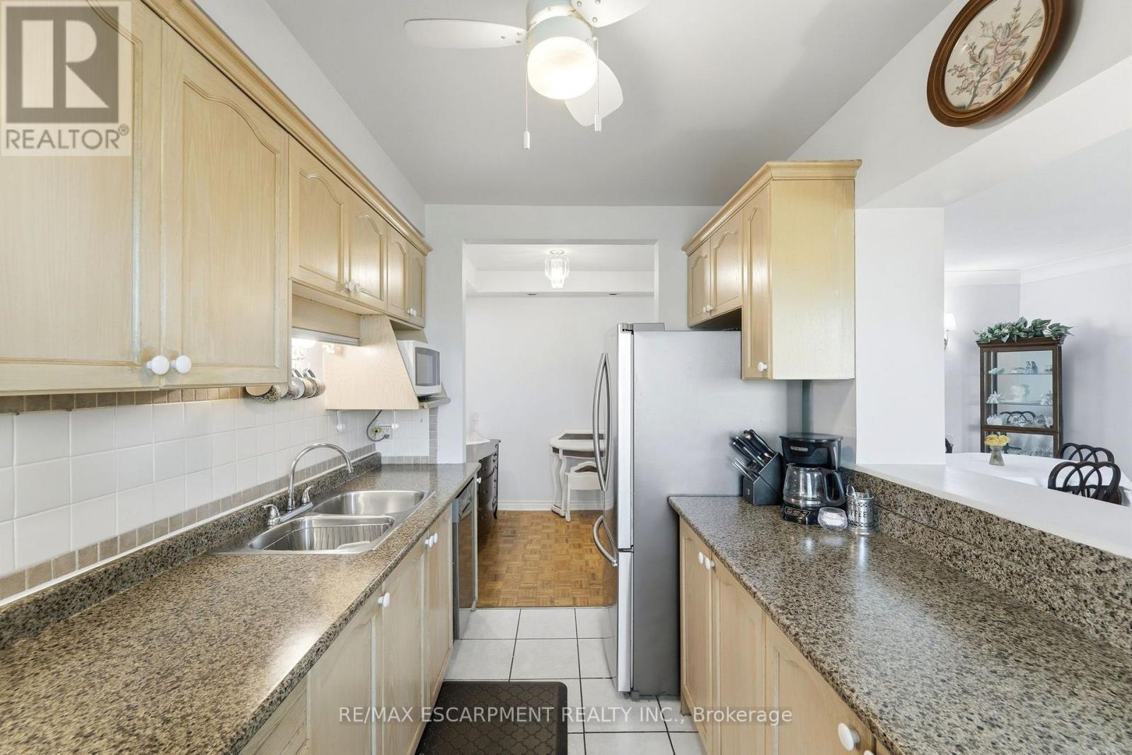 #401 174 HERKIMER STREET - 5