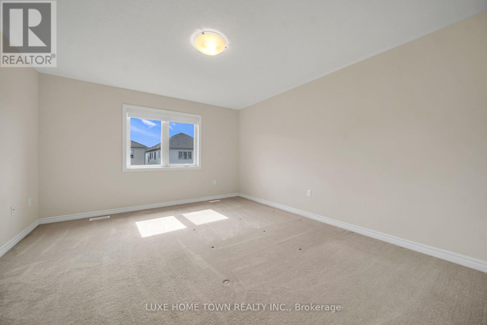 82 PREST WAY - 20