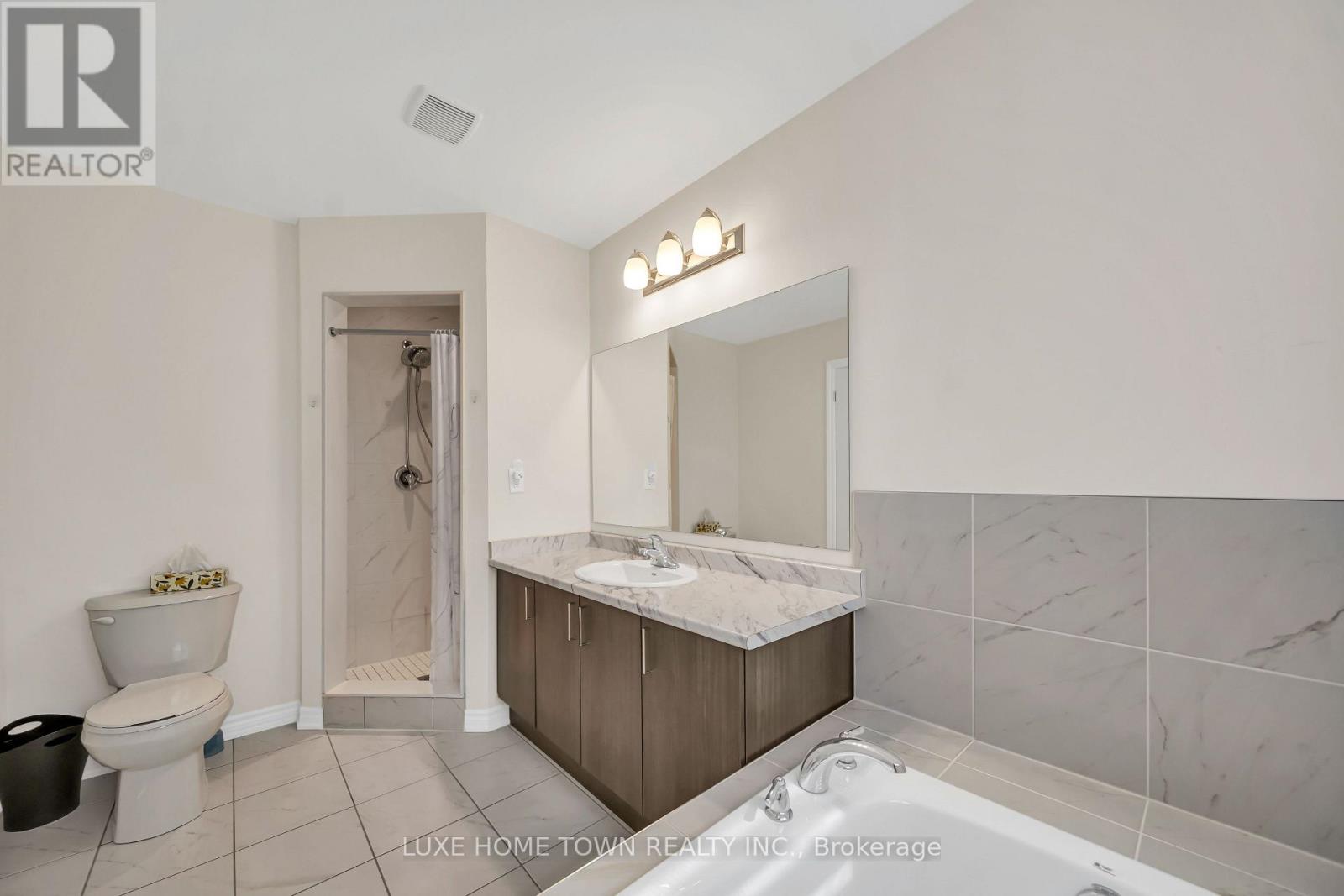 82 PREST WAY - 24