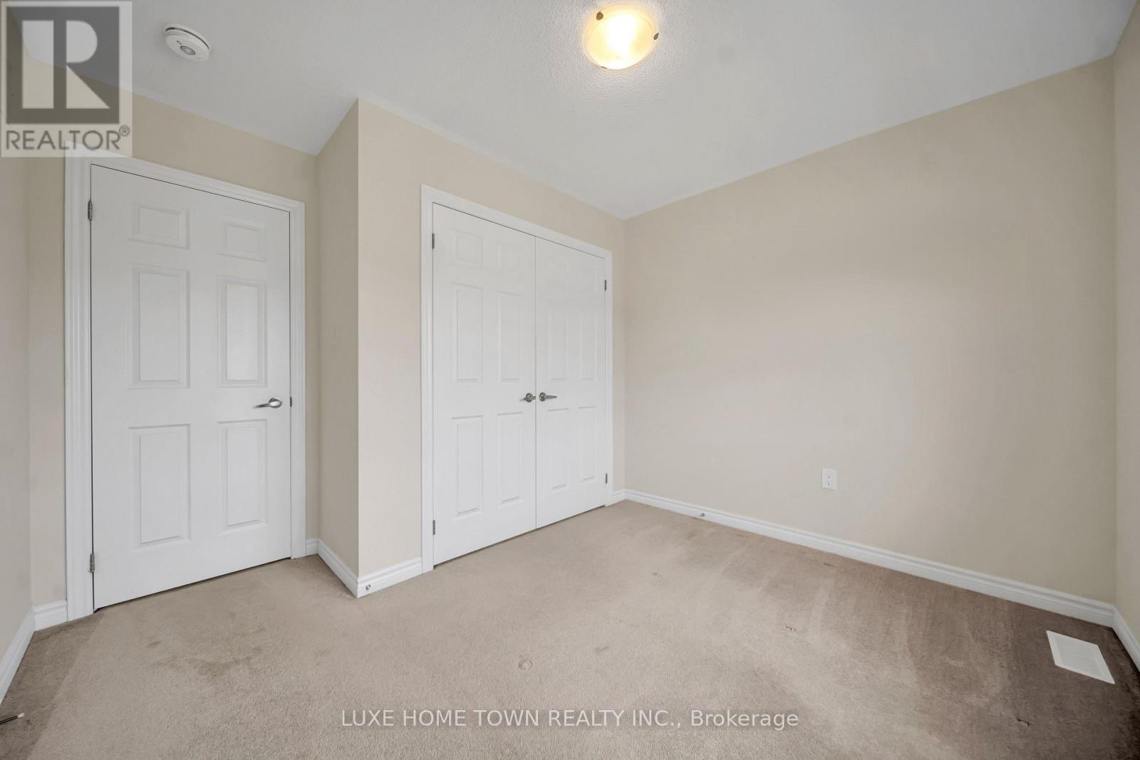 82 PREST WAY - 31