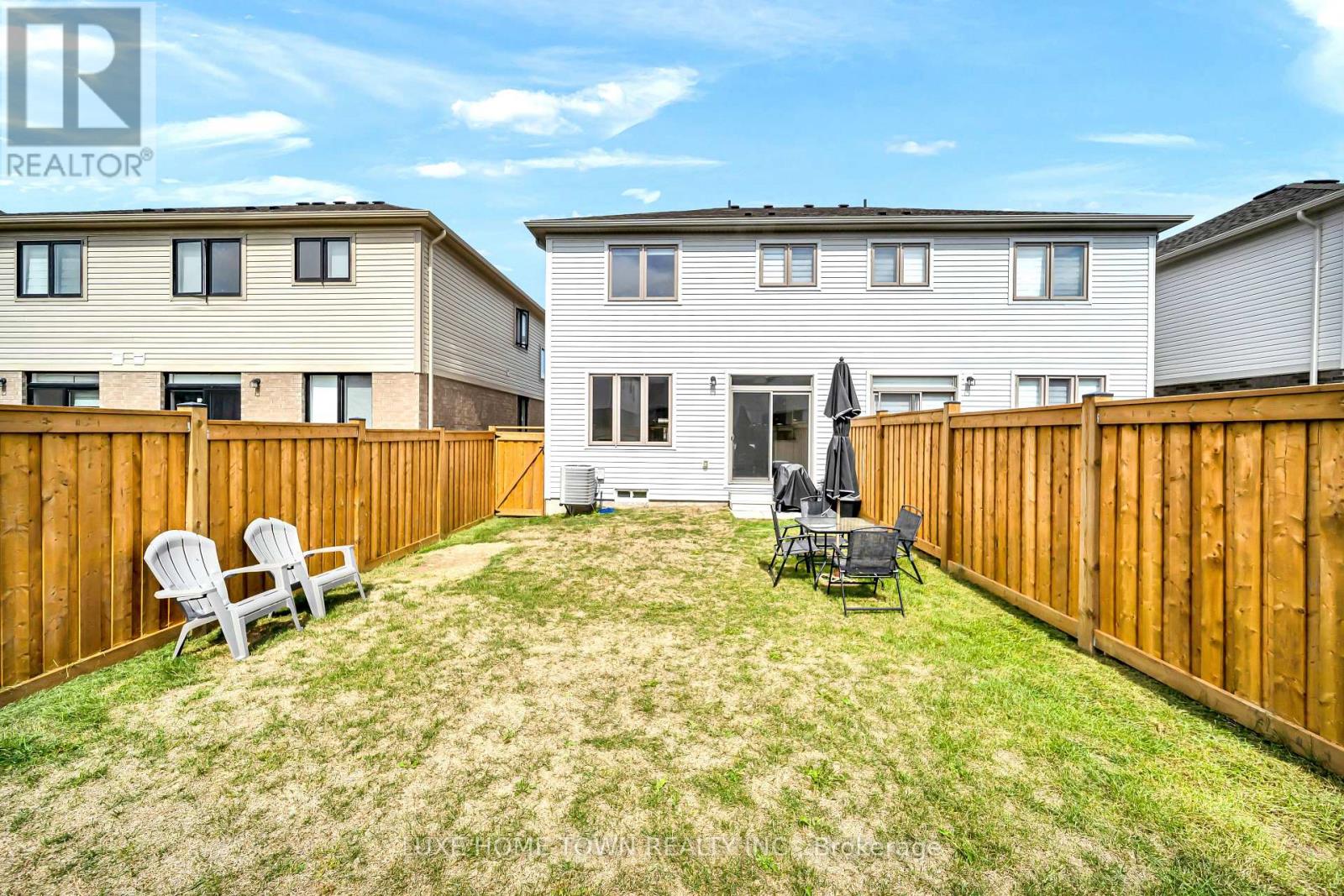 82 PREST WAY - 36