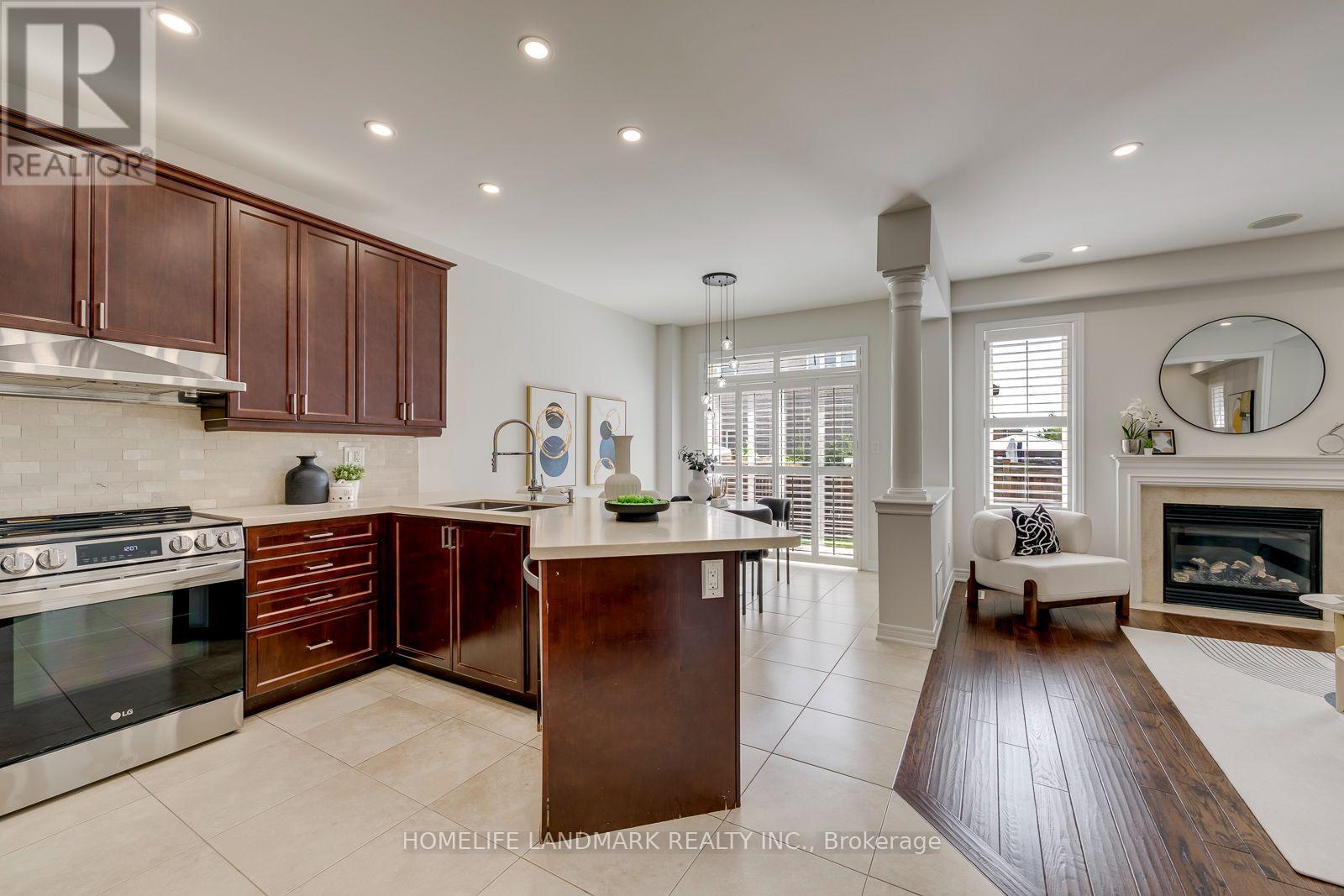 2462 PINE GLEN ROAD - 17
