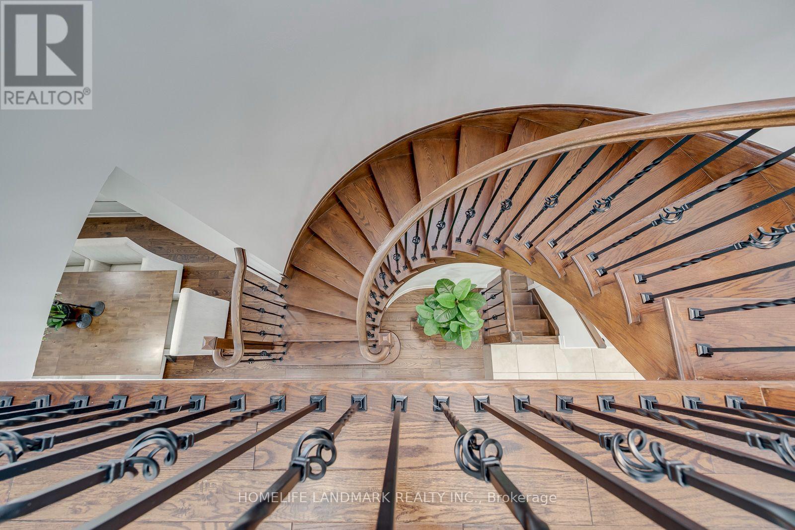 2462 PINE GLEN ROAD - Image 24