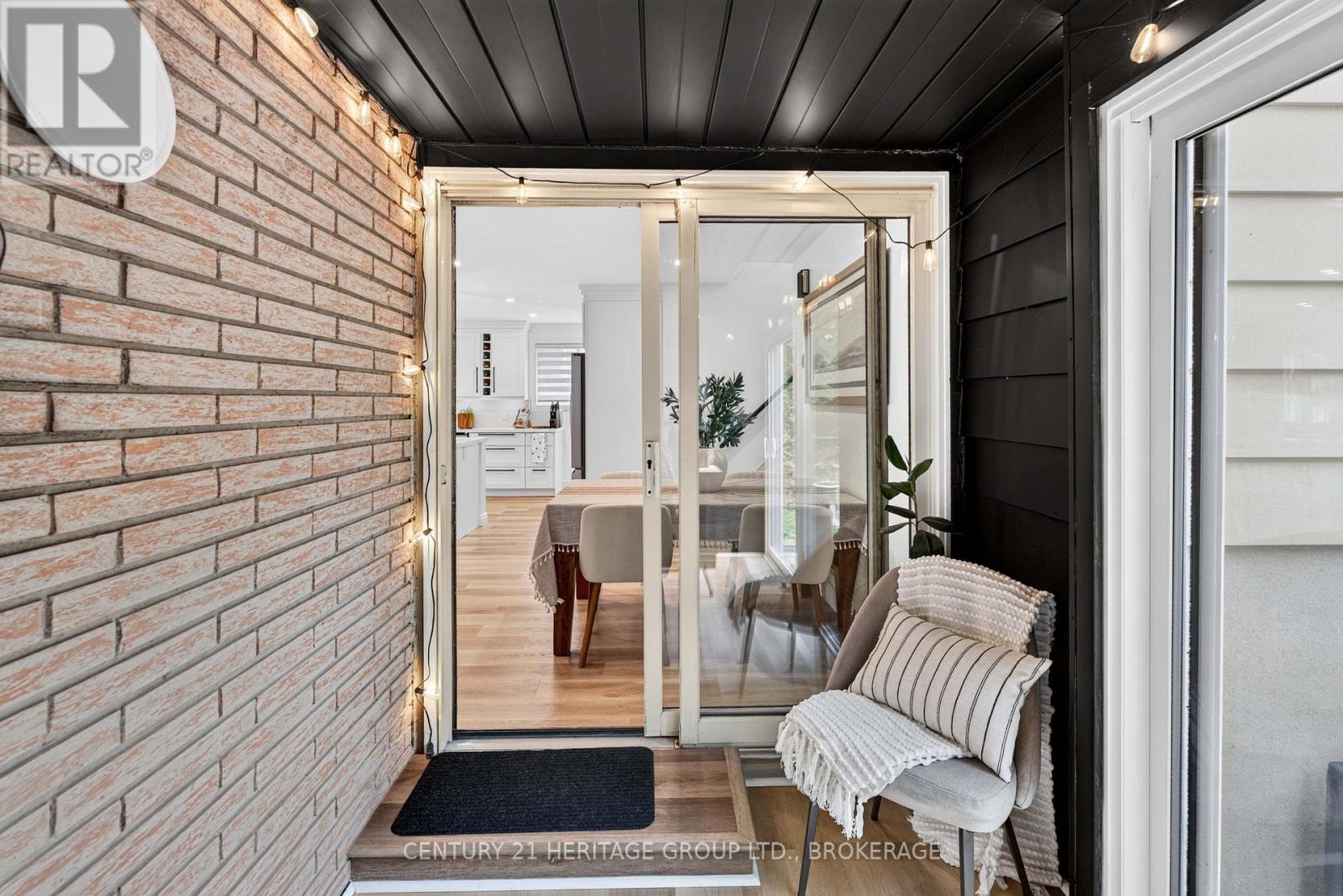 935 PEMBRIDGE CRESCENT - 19