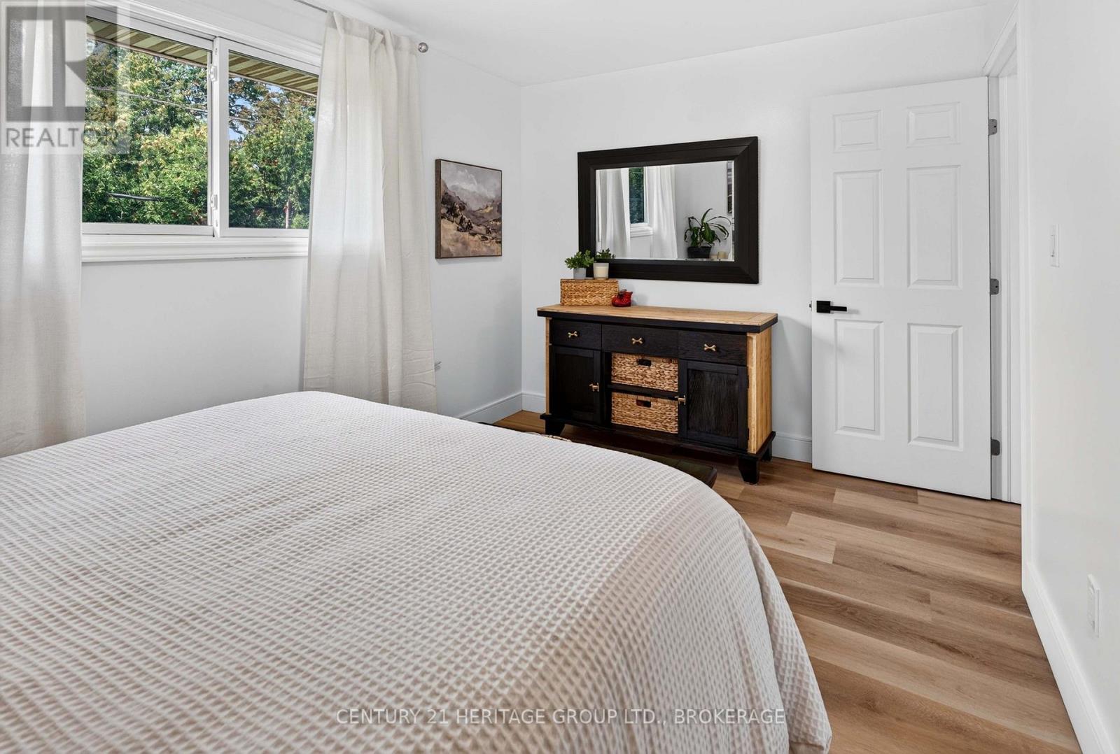 935 PEMBRIDGE CRESCENT - Image 27