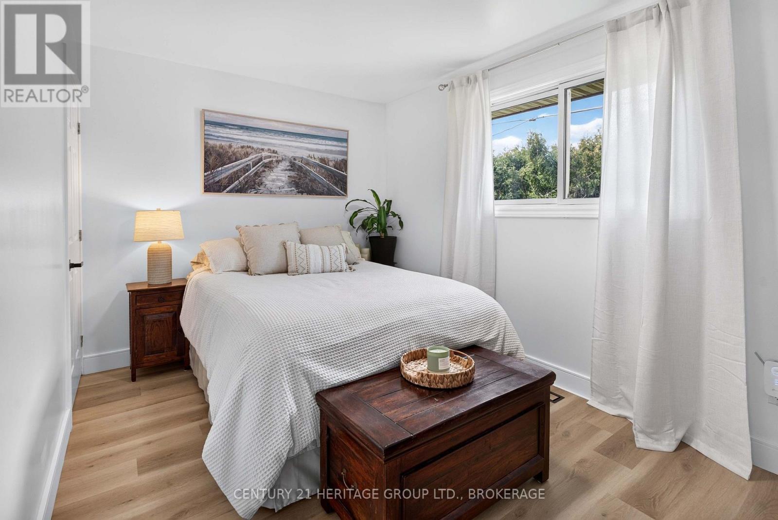 935 PEMBRIDGE CRESCENT - 26