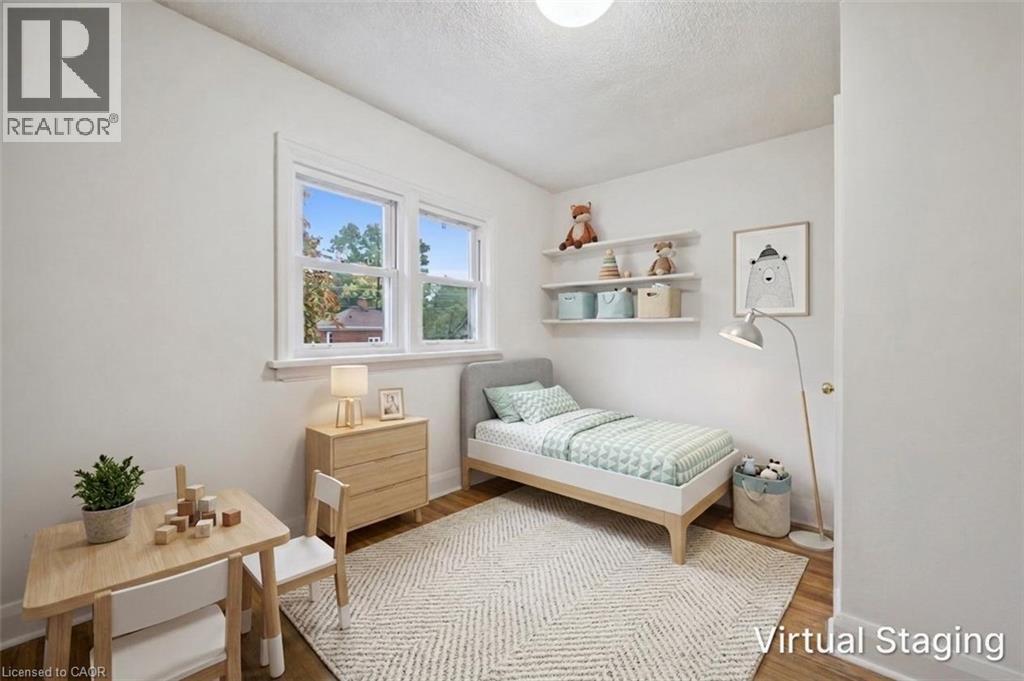 103 DUNBAR Road S - 16