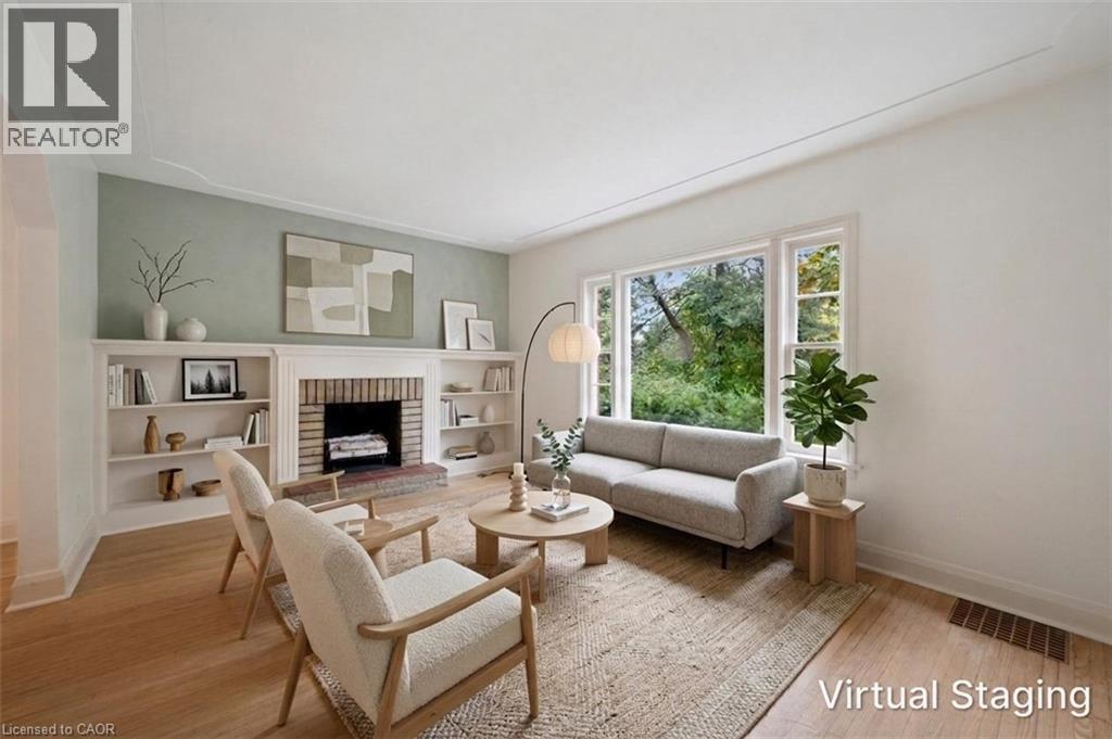 103 DUNBAR Road S - 8