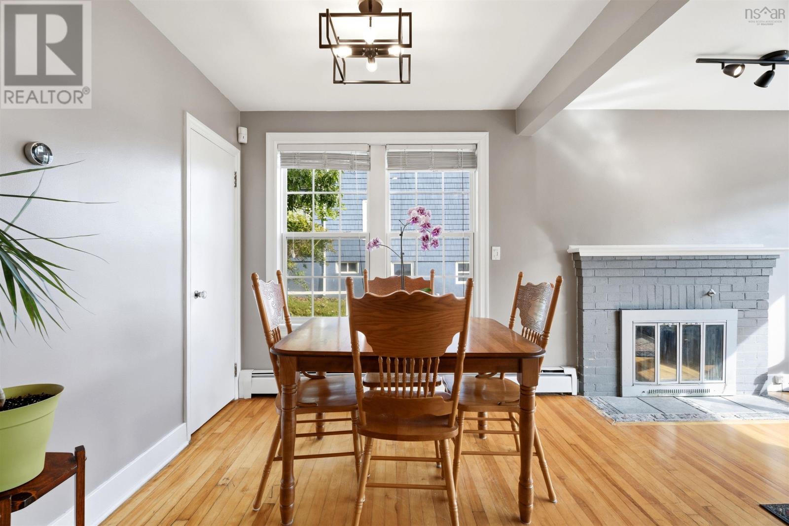 42 Birch Street - 10