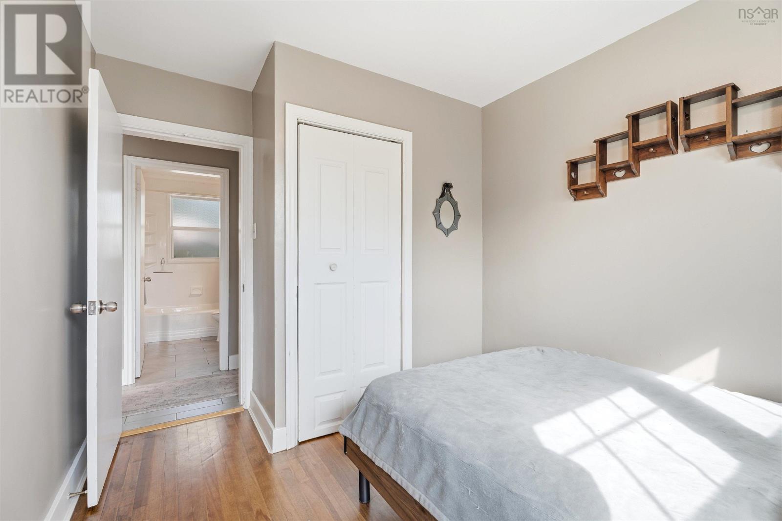 Property 20 of 48 of 42 Birch Street
