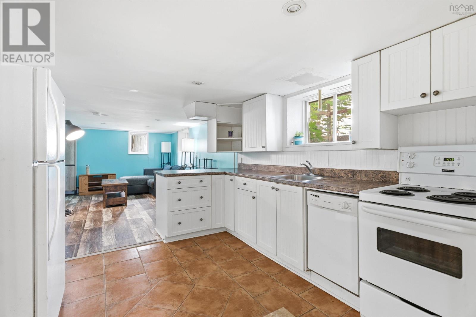Property 37 of 48 of 42 Birch Street