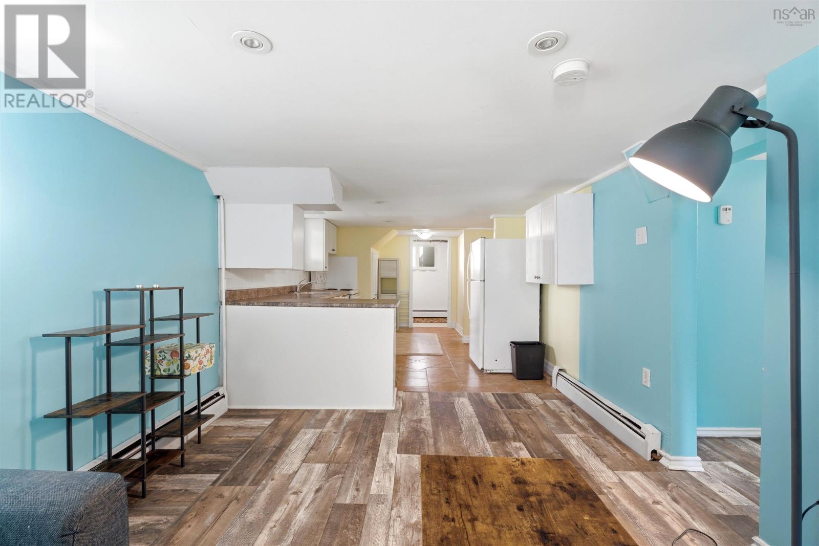 Property 40 of 48 of 42 Birch Street